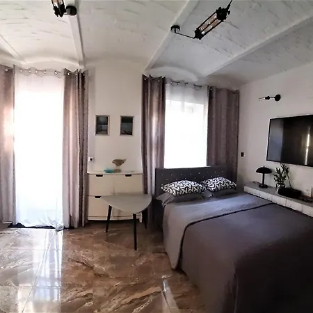 Studio Four - Prywatne Wejscie I Taras W Centrum Sopotu Exterior photo